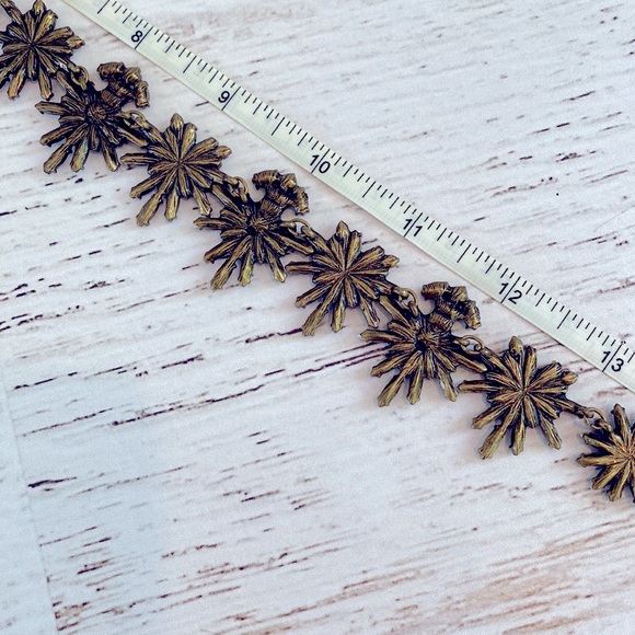 Sugarfix Brass Tone Vintage Style Necklace 18” - Picture 6 of 8